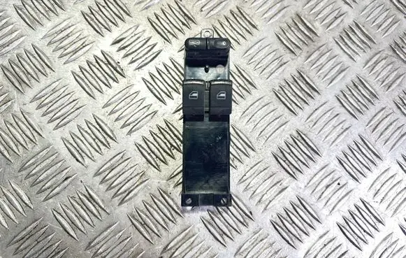 Volkswagen PASSAT B5.5 Electric window control switch 1J3959857B