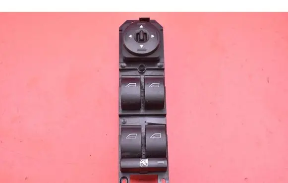 Ford S-MAX Electric window control switch 6M2T14A132AE