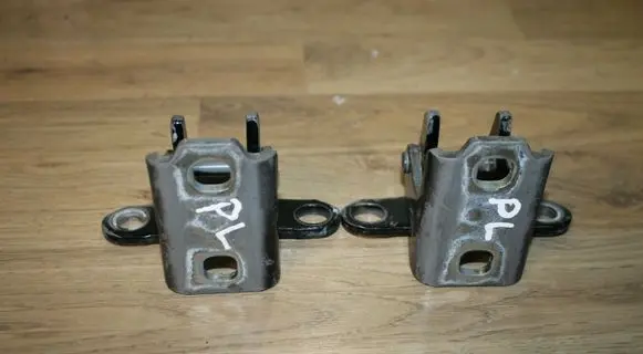 Saab 9-3 Ver2 Front door hinges set 