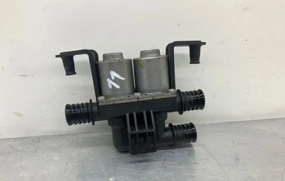 BMW 5 E60 E61 Coolant heater control valve 6931708