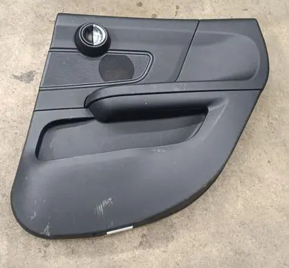 Mini Cooper Countryman F60 Rear door card panel trim F007153 16631410
