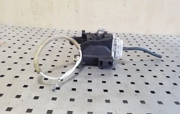 Audi A6 S6 C4 4A Front door lock 4A1837016B