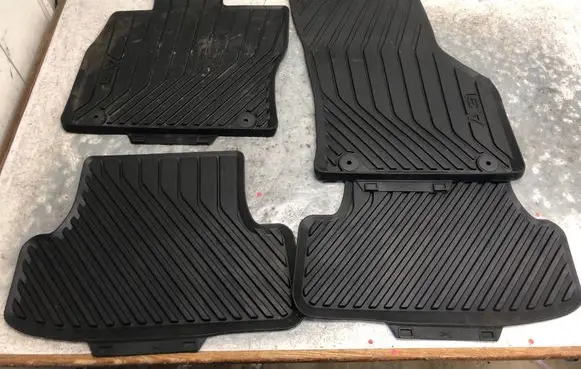 Audi A3 S3 8V Car floor mat set 8V1061501BILI 8V1061501