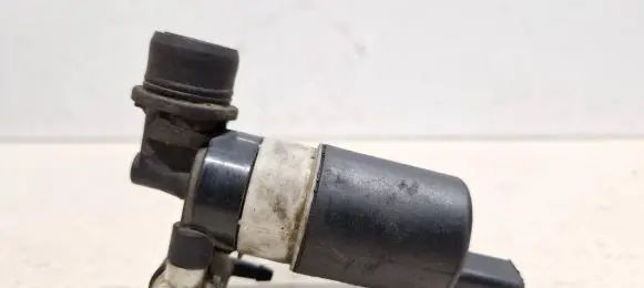 Renault Scenic III - Grand scenic III Windscreen/windshield washer pump 8200031805