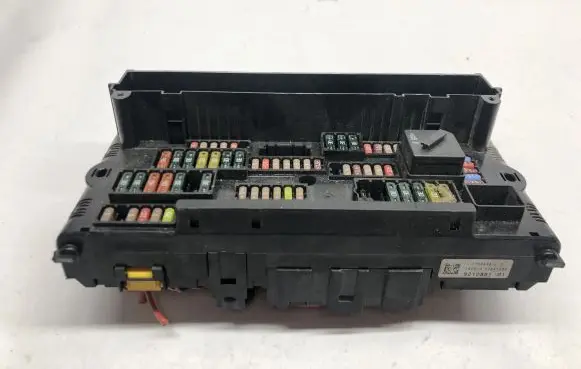 BMW 5 F10 F11 Fuse box set 9210861