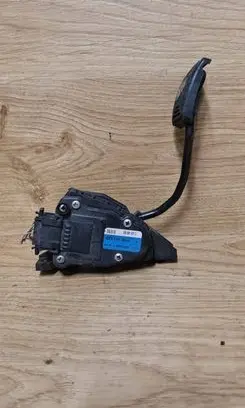 Renault Master II Accelerator throttle pedal 7700314526