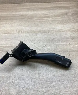 Volkswagen Touran I Wiper control stalk 1K0953519A