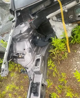 Front quarter panel