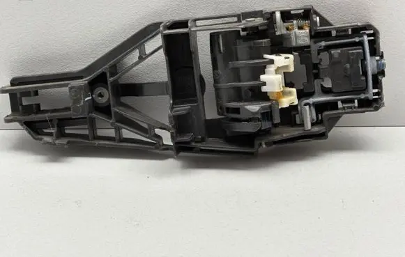 Front door exterior handle/bracket