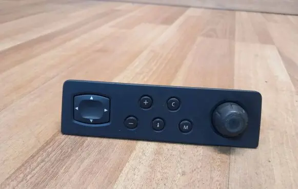 Renault Scenic II - Grand scenic II Head unit multimedia control 8200107974 902201484625 22SY48462R