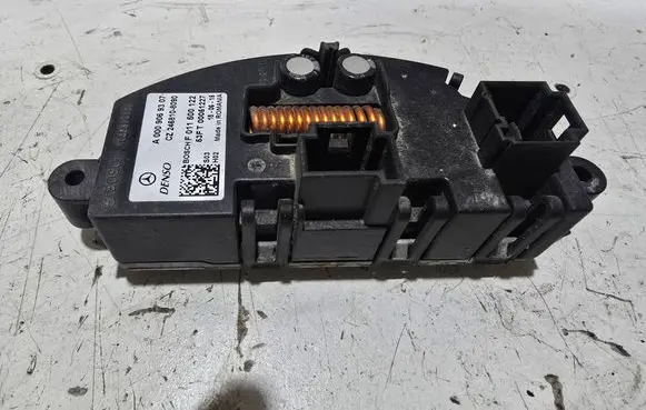 Mercedes-Benz Sprinter W907 W910 Heater blower fan relay A0009069307 CZ2468108090 F011500122