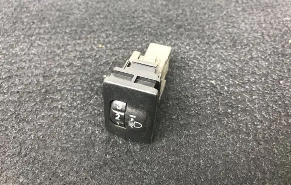 Toyota Yaris Headlight level height control switch 8415202080