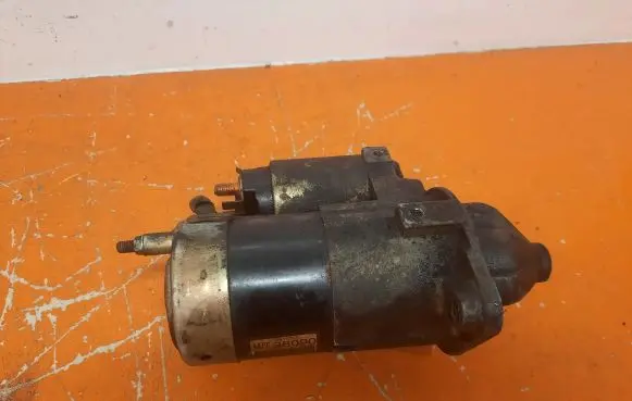 Hyundai Santa Fe Starter motor 38090