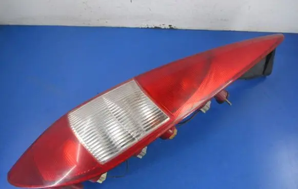 Ford Mondeo Mk III Rear/tail lights