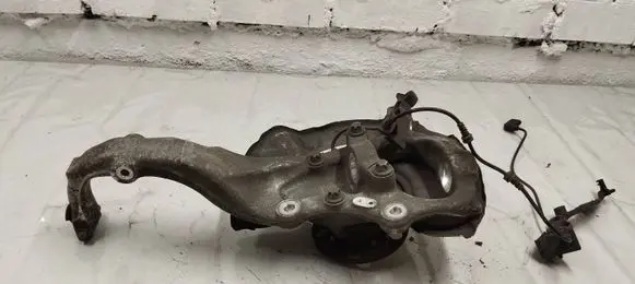 Mercedes-Benz S W222 Front wheel hub A2221901