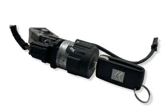 Citroen C5 Ignition lock 9663123380
