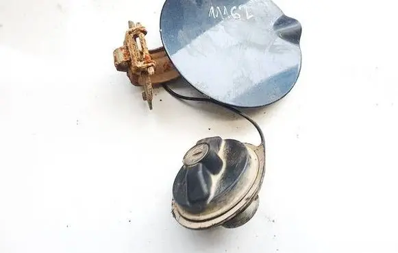Dodge Caliber Fuel tank cap 05074082A