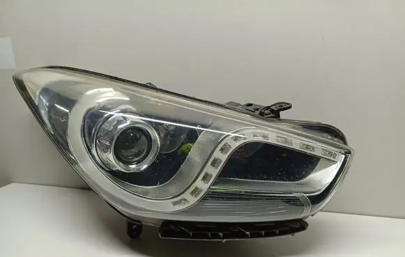 Hyundai i40 Headlight/headlamp 