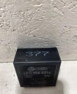 Audi A4 S4 B5 8D Other relay 4B0955531A 72WA401 06109744AD