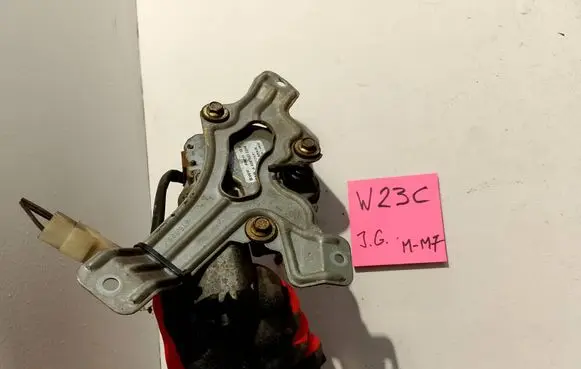 Mercedes-Benz Vito Viano W638 Rear window wiper motor A6388200208 6388200208 404111
