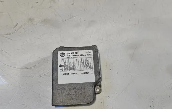 Skoda Octavia Mk2 (1Z) Airbag control unit/module 1C0909601