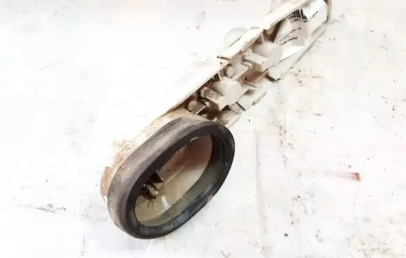Renault Espace II Tail light bulb cover holder