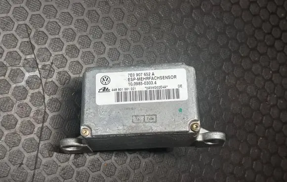 Volkswagen Touareg I ESP acceleration yaw rate sensor 7E0907652A 10098503034