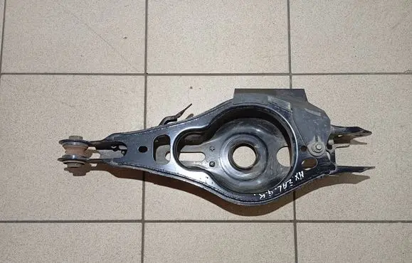 Lexus NX Rear upper control arm/wishbone 4873042060