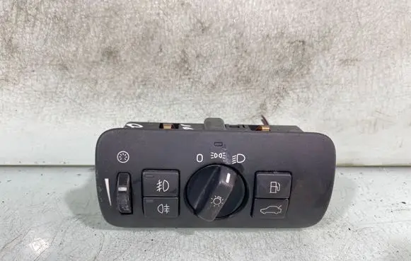 Volvo V70 Light switch 30739414