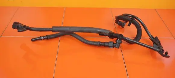 Ford Fiesta Fuel line pipe UGJC PRZEWOD