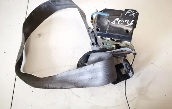 Seat Toledo II (1M) Front seatbelt 1m0857705a