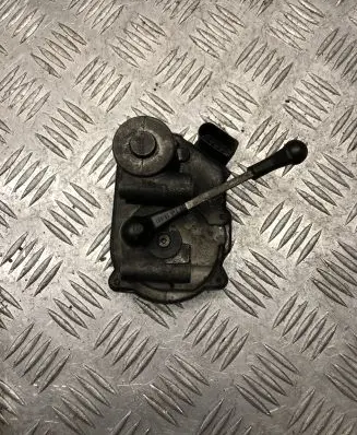 Audi A6 S6 C6 4F Intake manifold valve actuator/motor 059129086J