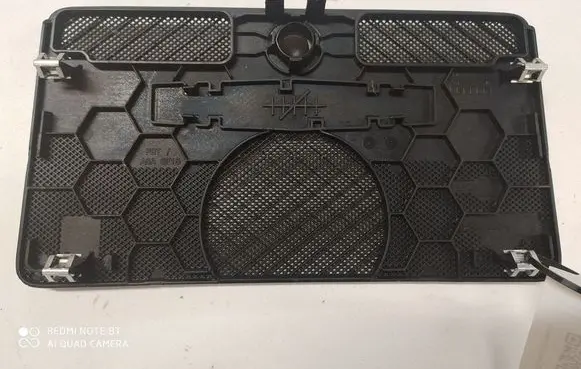 Mercedes-Benz C W204 Dash center air vent grill A2046800489