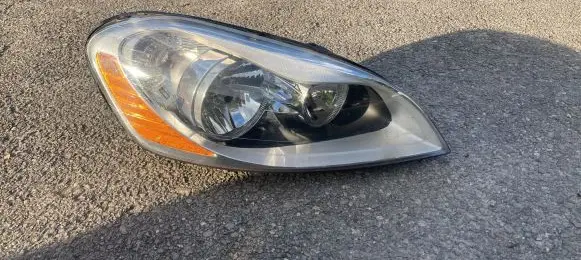 Volvo XC60 Headlight/headlamp 30763143LH 30763144RH 30763143