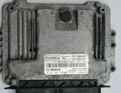 Ford Focus Engine control unit/module CV6112A650AMC 0261S08810