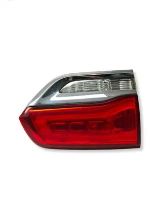 Jeep Grand Cherokee Tailgate rear/tail lights P68110047AC 091015A