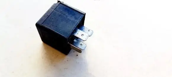 Audi A4 S4 B8 8K Other relay 8K0951253 V23136-B6-X72