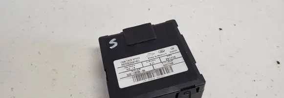 Land Rover Evoque I Seat control module DJ3214E705AB 291113 524771F08