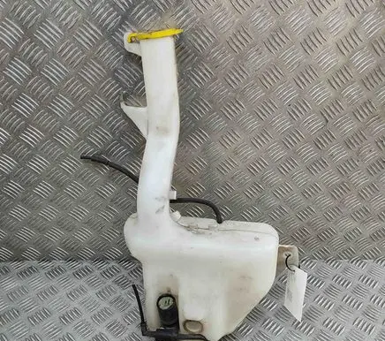Chrysler Voyager Windshield washer fluid reservoir/tank 05113048AB