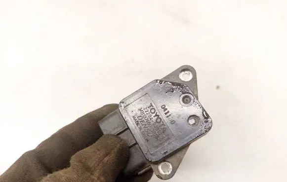 Toyota Yaris Mass air flow meter 222040J010