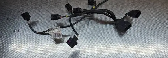 Audi A4 S4 B7 8E 8H Fuel injector wires 06D971627B