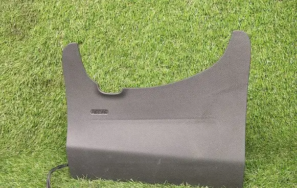 Ford Fiesta Knee airbag AE8354045J77