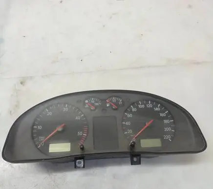 Volkswagen PASSAT B5 Speedometer (instrument cluster) 3B1919860C 11000891917