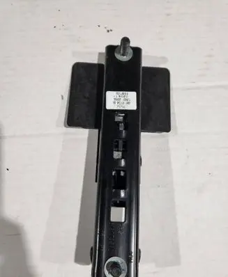 Ford C-MAX II Seat belt height adjuster AM51611C46BA 619997100A 020611