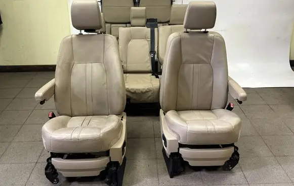 Land Rover Discovery 4 - LR4 Seat set