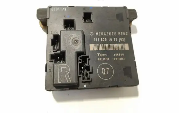 Mercedes-Benz E W211 Door control unit/module 2118201626 356806
