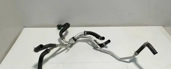 Nissan Qashqai J12 Engine coolant pipe/hose 215016UM5B 33350 215116UM0A