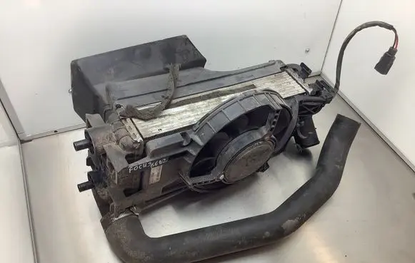Ford Focus Intercooler radiator CV619L440VC FCC7A X1436001