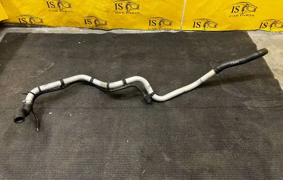 Porsche 911 996 Engine coolant pipe/hose 99610661055 99610664054