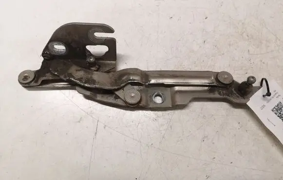 Skoda Superb B5 (3U) Tailgate/trunk/boot hinge 3B5827302A